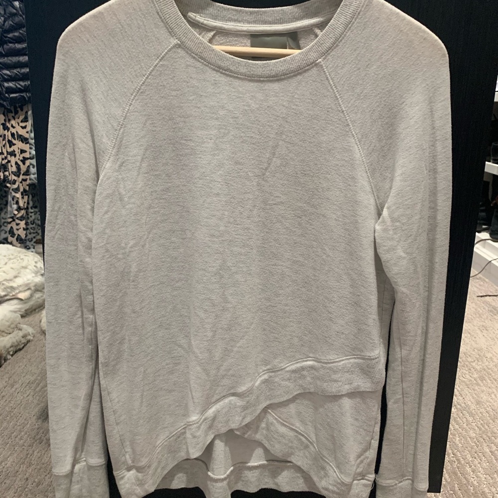 Athleta heathered gray lightweight sweatshirt
